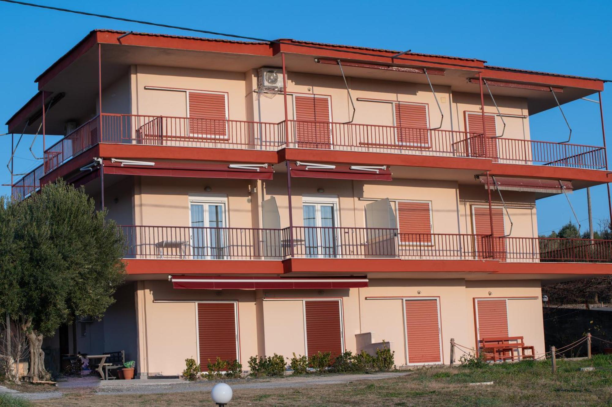 Olea Apartments Palioura Епаноми Екстериор снимка